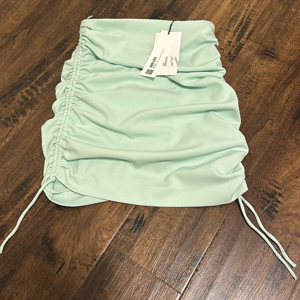 Zara skirt size XS